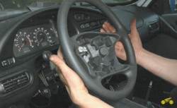 7.8 Снятие и установка рулевого колеса Chevrolet Niva 2002+