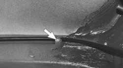 11.11.3 Снятие и установка замка крышки люка наливной трубы топливного бака и его привода Daewoo Lanos 1997+