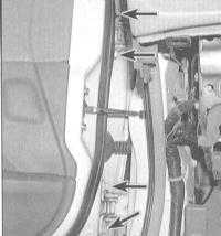 11.16  Снятие, установка и регулировка положения дверей Хонда Аккорд 1998