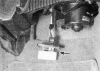 6.9 Проверка исправности электрического контура и замена компонентов мотора вентилятора отопителя и кондиционера воздуха Джип Чероки 1993+