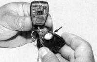 17.24 Принцип функционирования и проверка центрального замка и системы открывания дверей без ключа Джип Чероки 1993+