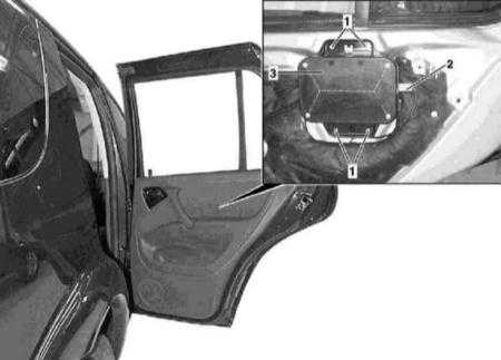 14.43 Снятие и установка модулей боковых подушек безопасности Mercedes-Benz W163