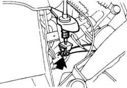 11.6 Тросик привода выключения сцепления - снятие, установка и регулировка Митсубиси Кольт