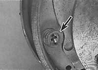 11.6 Замена задних тормозных колодок на барабанных тормозах Opel Kadett E