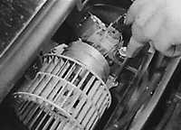 6.19 Двигатель вентилятора отопителя Opel Vectra A