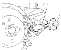 11.6 Замена колодок дисковых тормозных механизмов задних колес Opel Astra