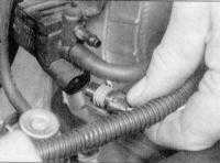 5.3.4 Проверка и замена компонентов системы рециркуляции бензинового двигателя Renault Megane