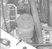 2.7 Проверка уровня жидкости гидроусилителя руля Хонда Аккорд 1998