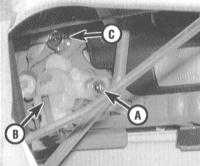 11.17 Снятие и установка защелки и наружной ручки/цилиндра замка двери Хонда Аккорд 1998