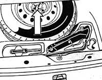 1.26 Запасное колесо, домкрат и инструмент Opel Kadett E