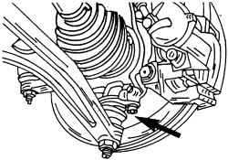 Два болта (показаны стрелкой) удерживают нижнюю часть шаровой опоры в нижней части поворотного кулака